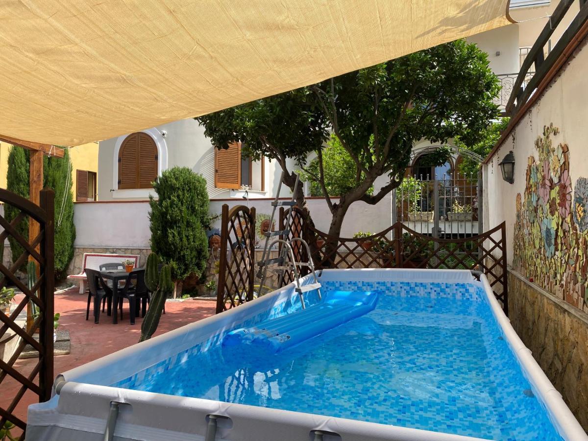 Tabor 2 Garden & Parking Apartment Наполи Екстериор снимка